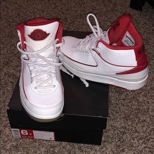 🔥AIR JORDAN 2 RETRO BG 🔥